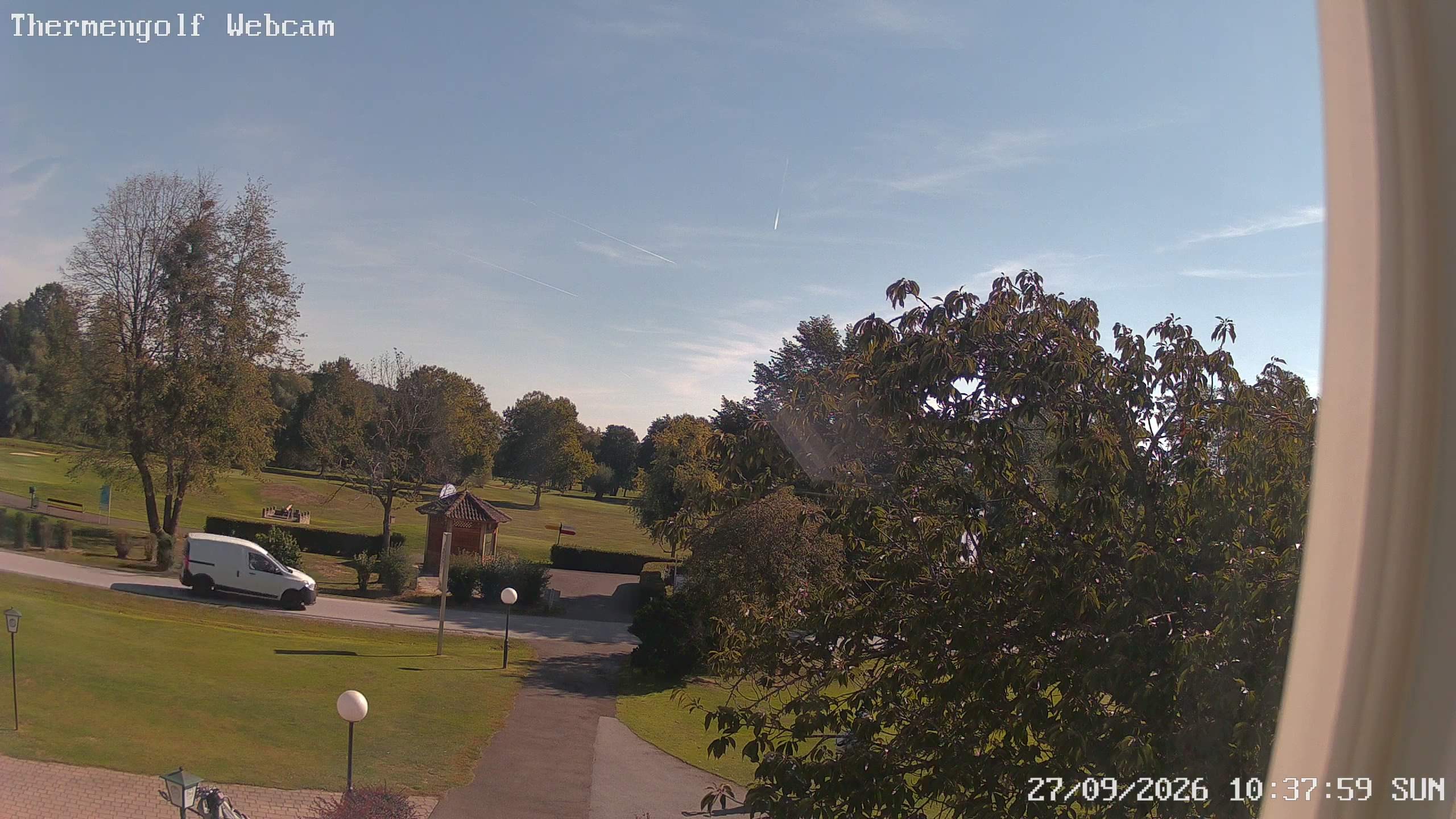 Archived image Webcam Loipersdorf: View Golf Course