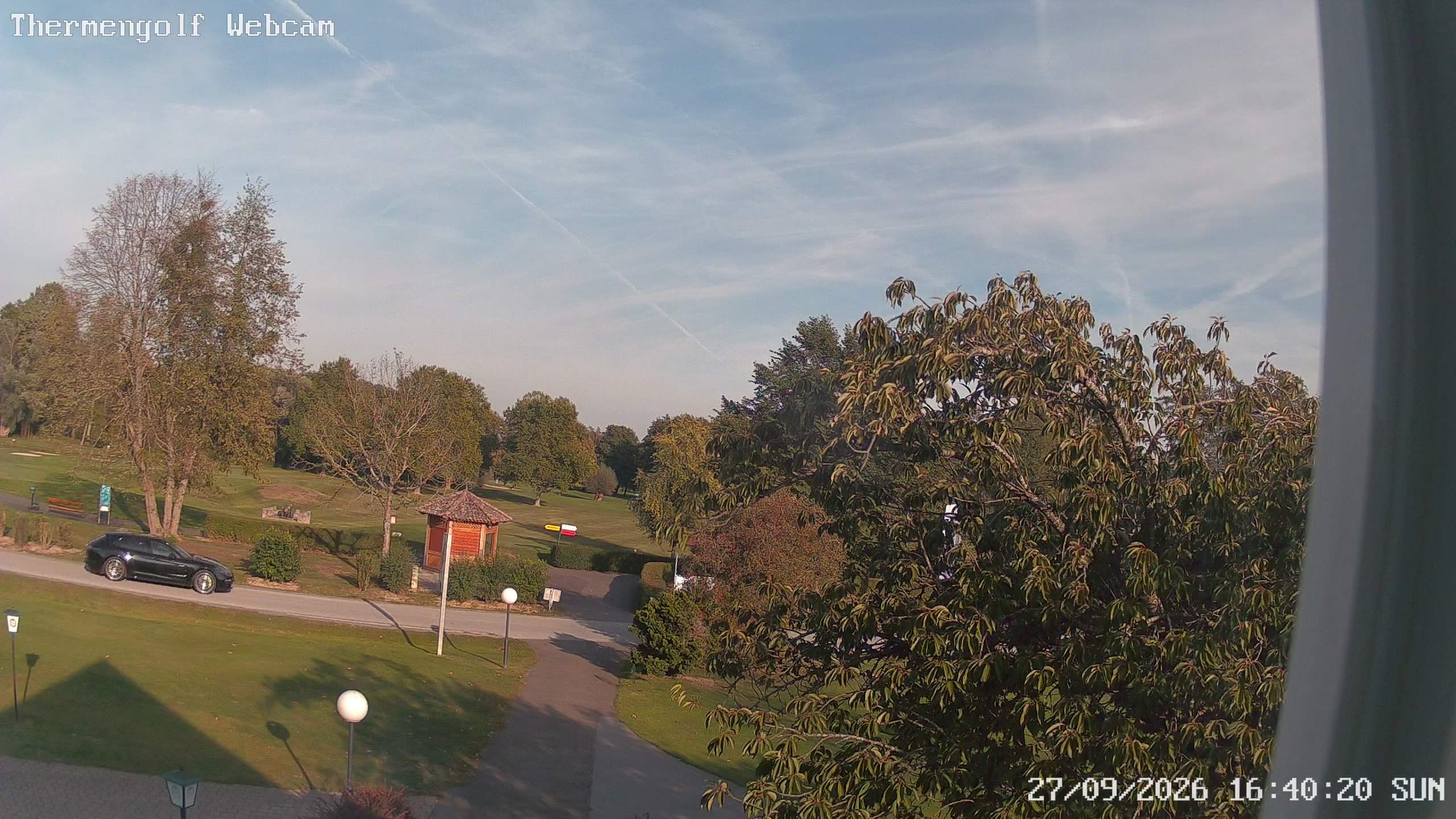 Archived image Webcam Loipersdorf: View Golf Course