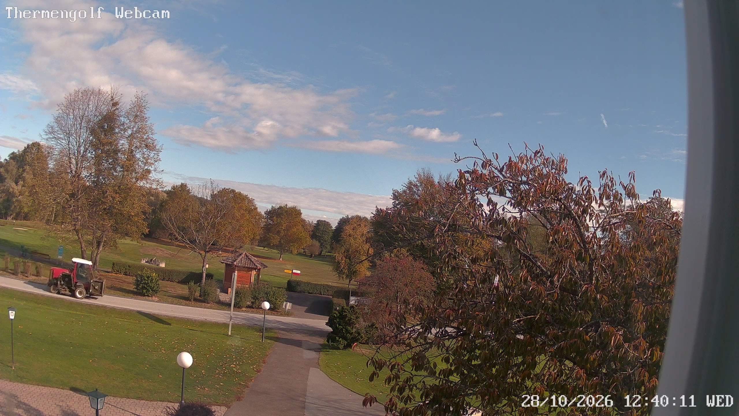 Archived image Webcam Loipersdorf: View Golf Course