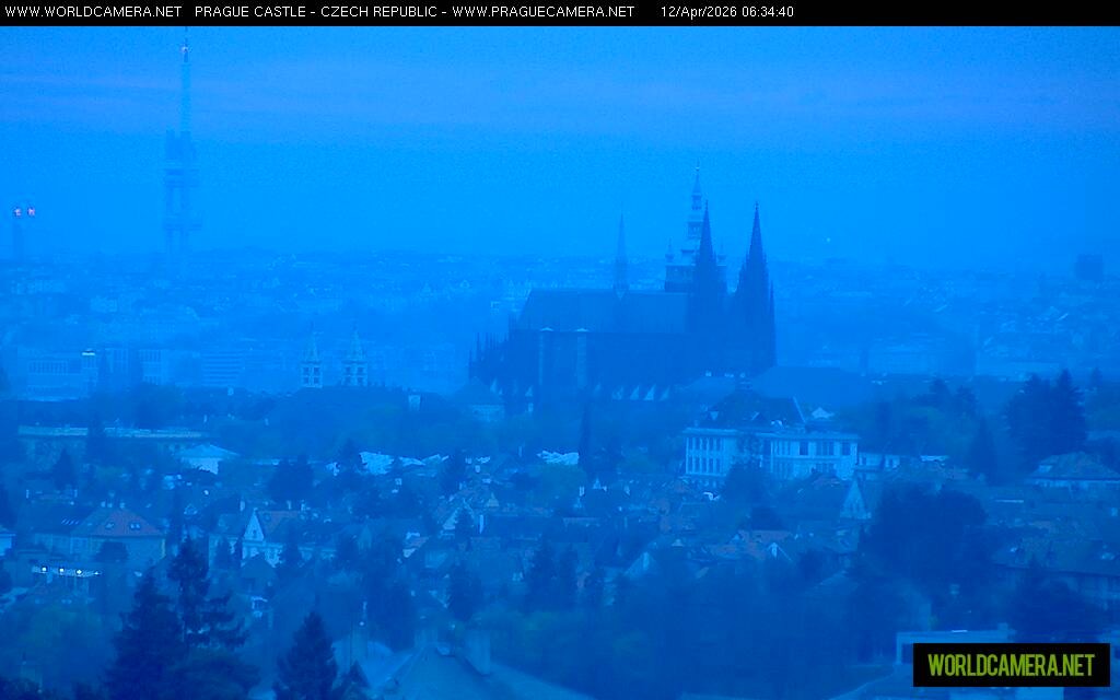 Archived image Webcam View of Prague Castle and St. Vitus Cathedral