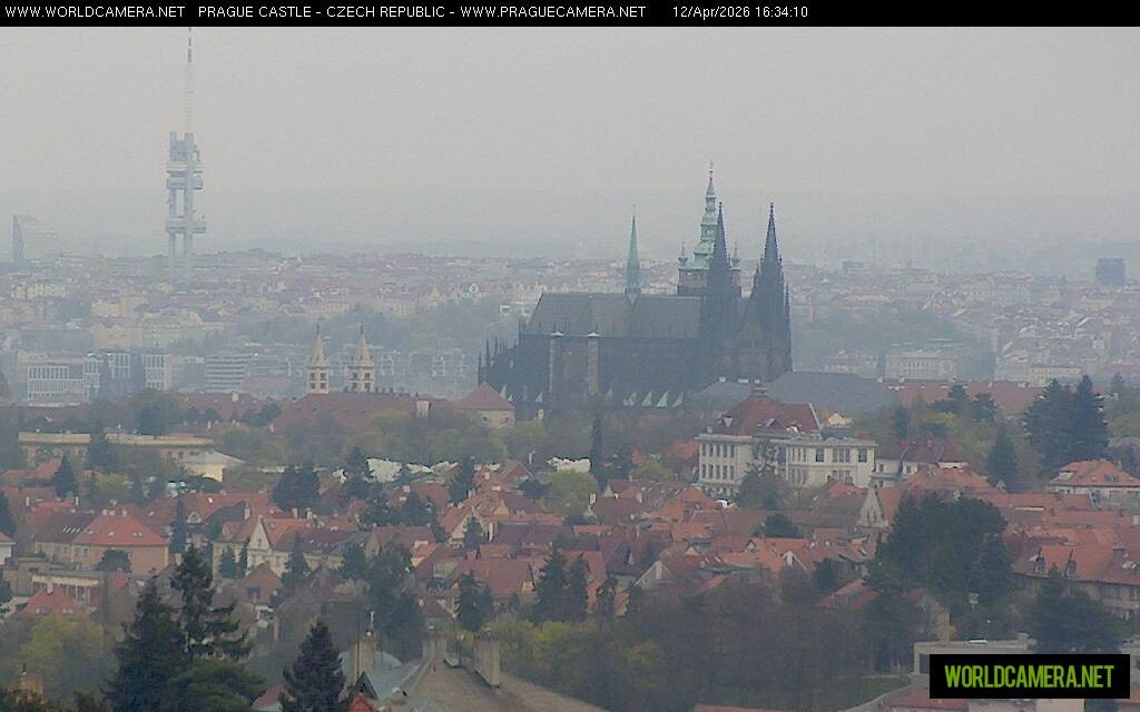 Archived image Webcam View of Prague Castle and St. Vitus Cathedral