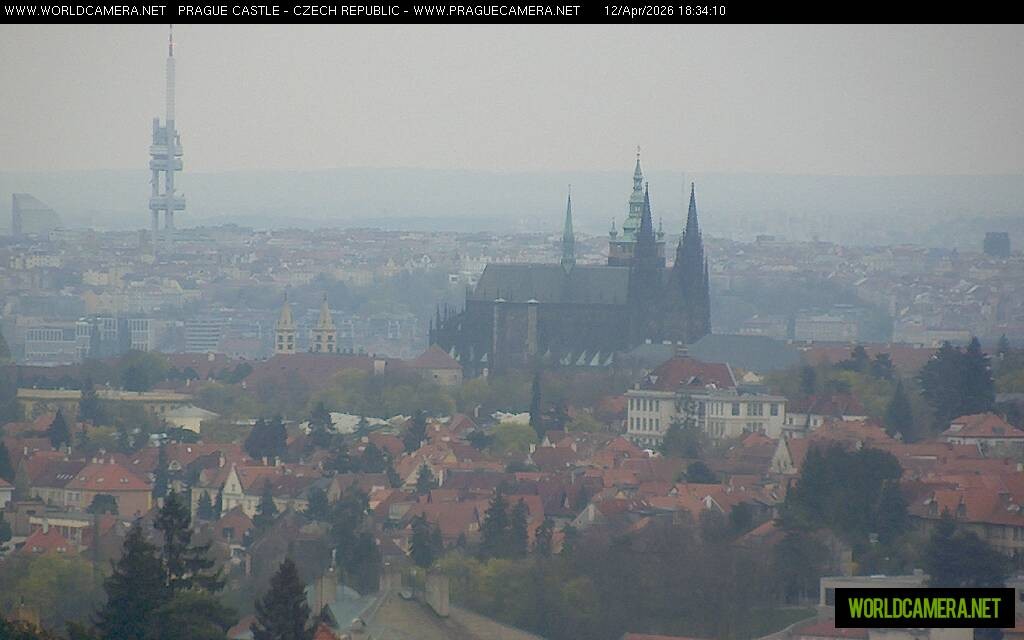 Archived image Webcam View of Prague Castle and St. Vitus Cathedral