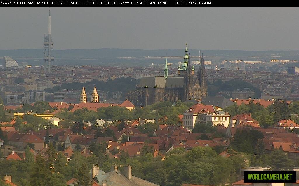 Archived image Webcam View of Prague Castle and St. Vitus Cathedral