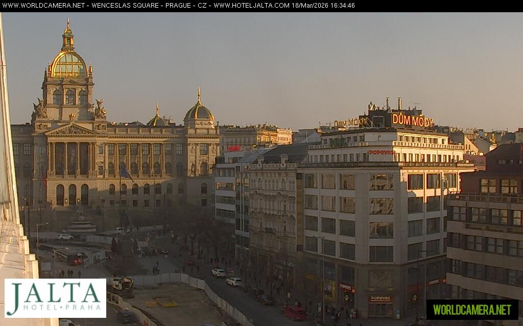 Archived image Webcam Wenceslas Square in Prague