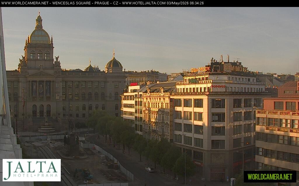 Archived image Webcam Wenceslas Square in Prague