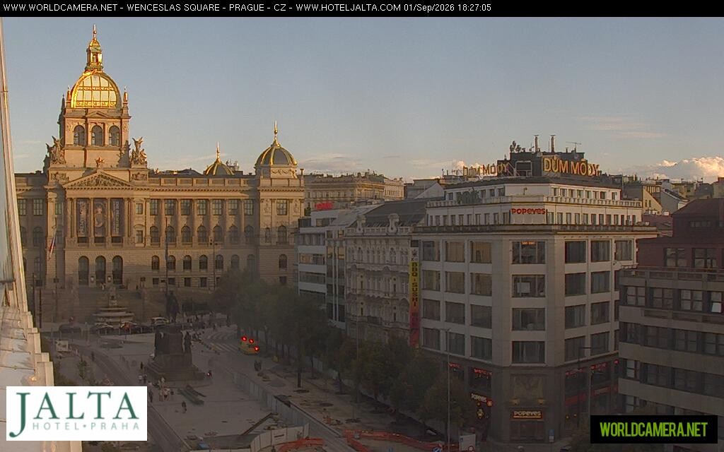 Archiv Foto Webcam Der Wenzelsplatz in der Neustadt Prags