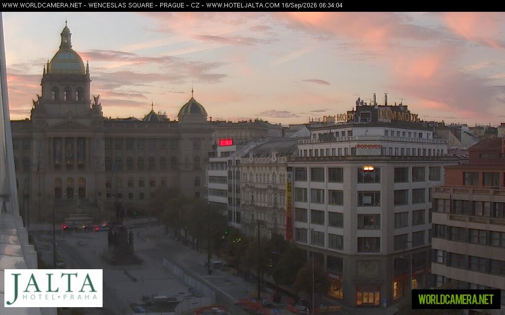 Archived image Webcam Wenceslas Square in Prague