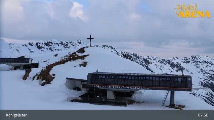Archived image Webcam Top Station Larmach