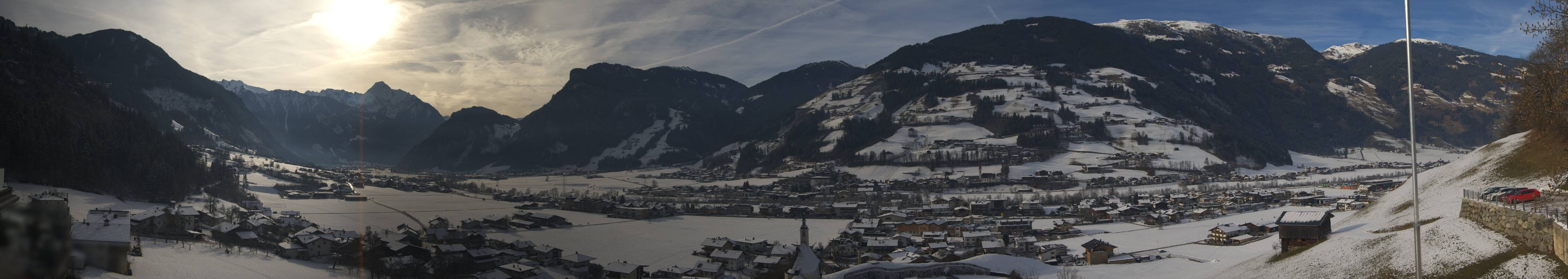 Archiv Foto Webcam Blick von Bichl auf Mayrhofen