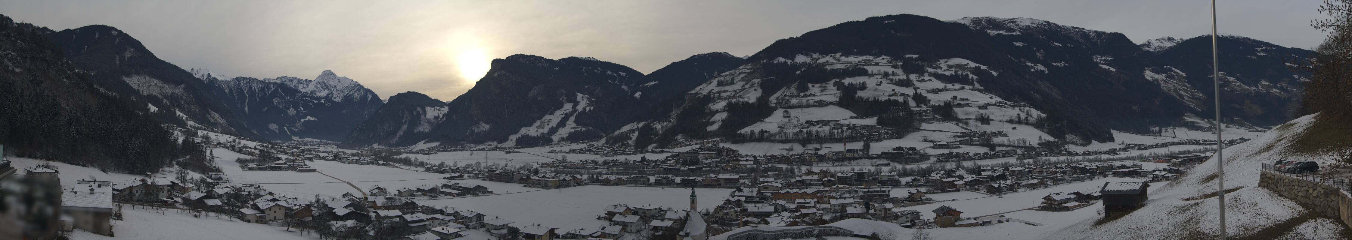 Archiv Foto Webcam Blick von Bichl auf Mayrhofen