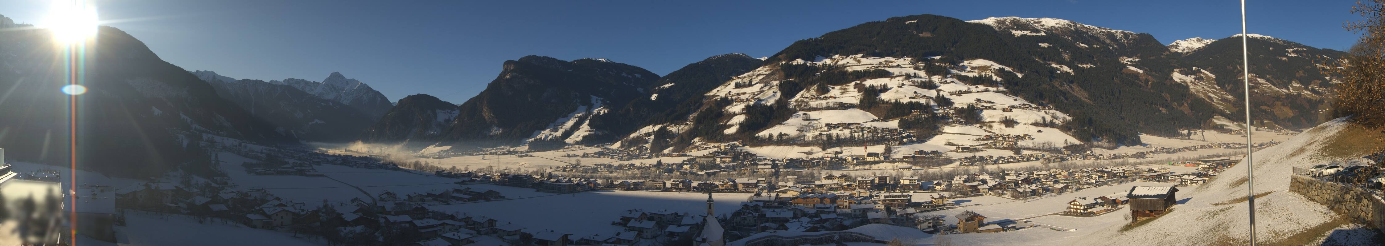 Archiv Foto Webcam Blick von Bichl auf Mayrhofen