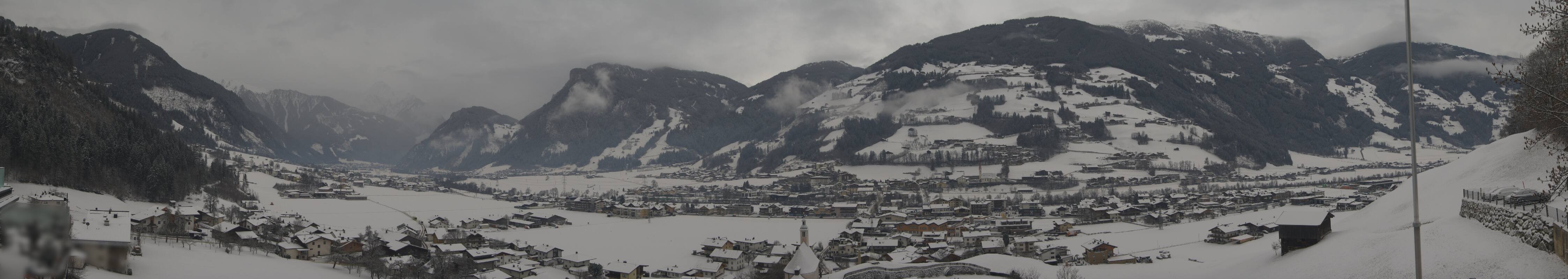 Archived image Webcam Panoramic View Mayrhofen