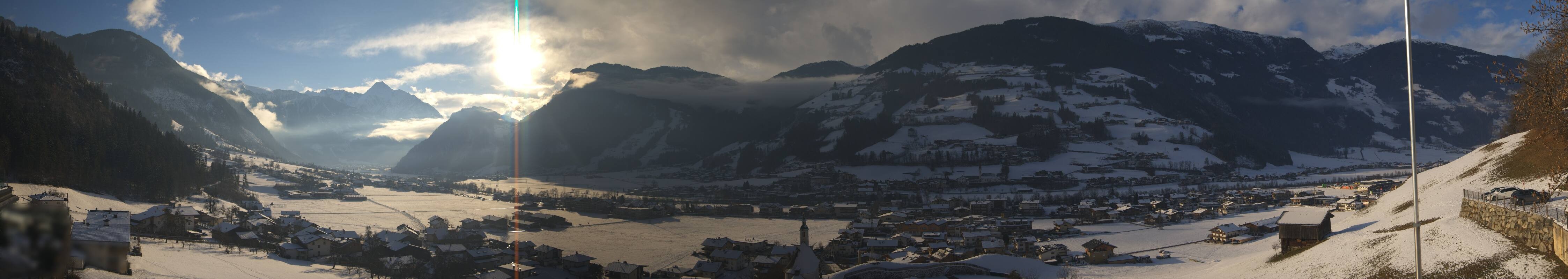Archiv Foto Webcam Blick von Bichl auf Mayrhofen