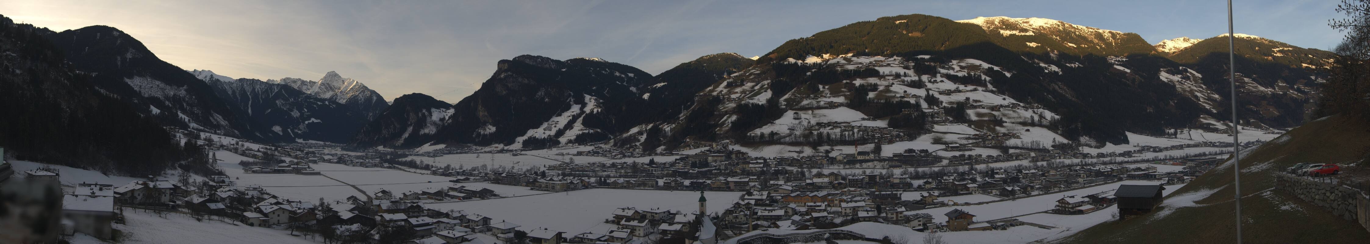Archiv Foto Webcam Blick von Bichl auf Mayrhofen