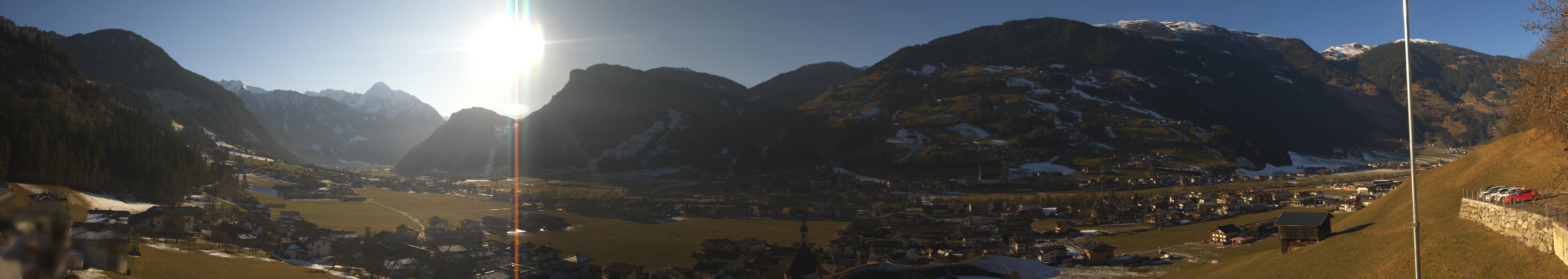 Archiv Foto Webcam Blick von Bichl auf Mayrhofen
