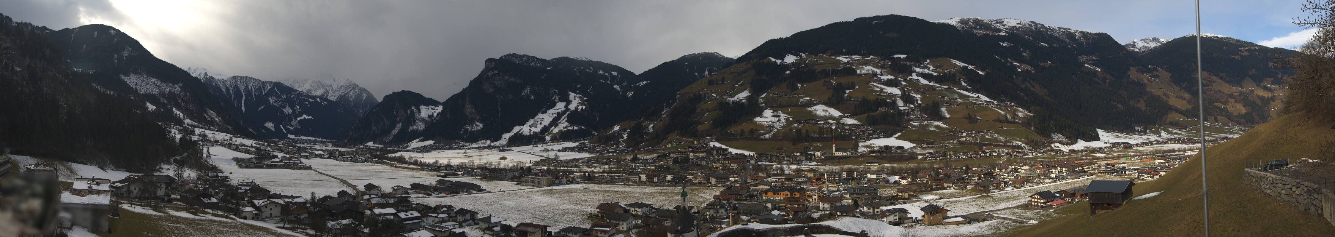 Archiv Foto Webcam Blick von Bichl auf Mayrhofen