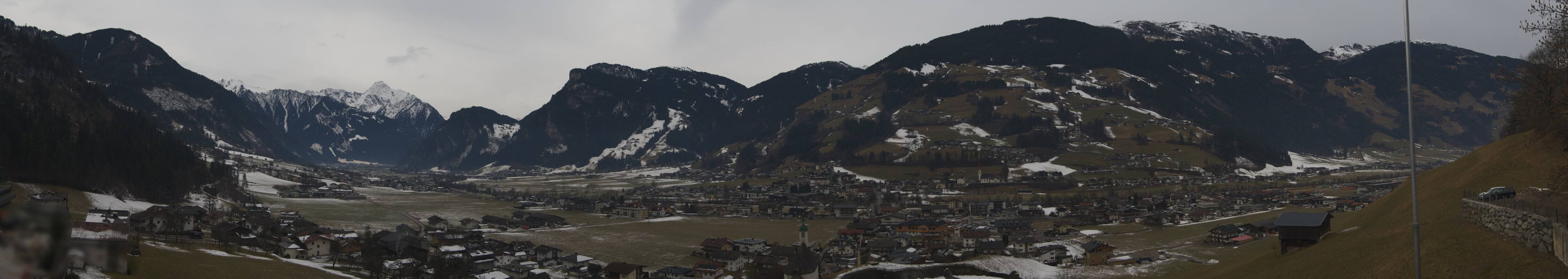 Archiv Foto Webcam Blick von Bichl auf Mayrhofen
