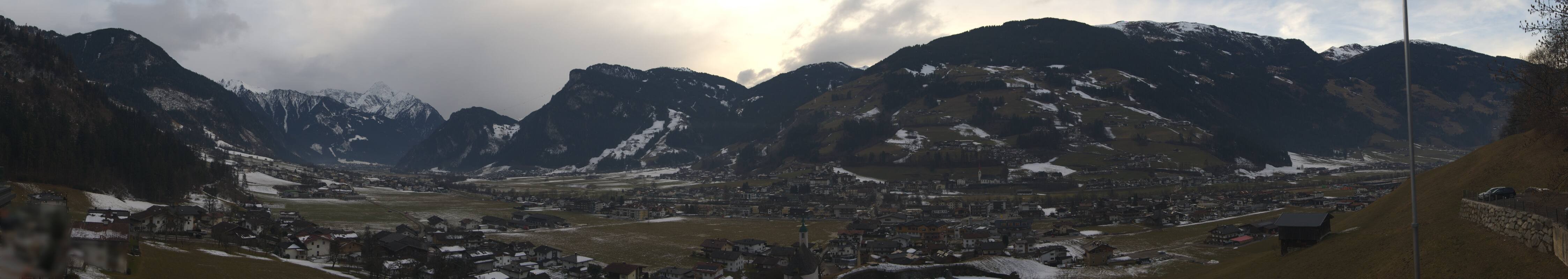 Archiv Foto Webcam Blick von Bichl auf Mayrhofen