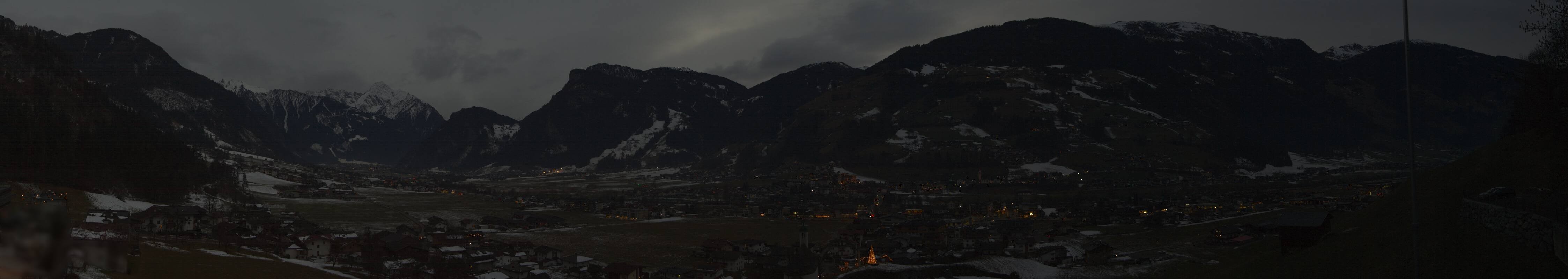 Archiv Foto Webcam Blick von Bichl auf Mayrhofen
