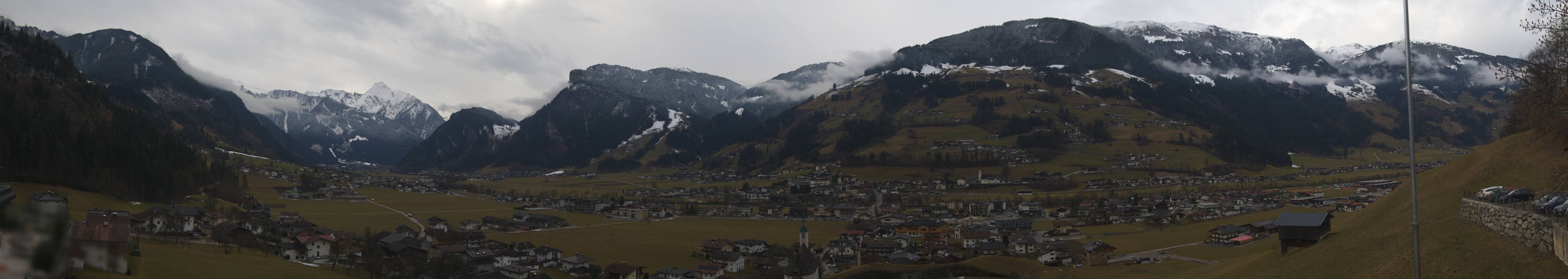 Archived image Webcam Panoramic View Mayrhofen