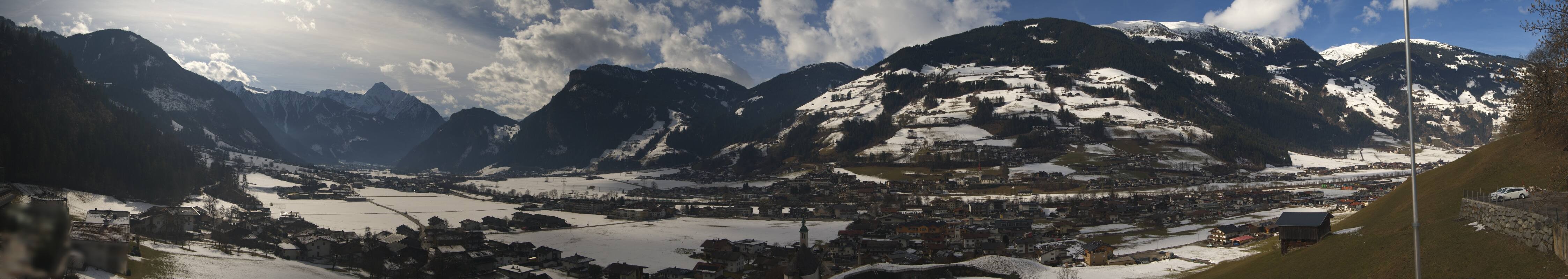 Archiv Foto Webcam Blick von Bichl auf Mayrhofen