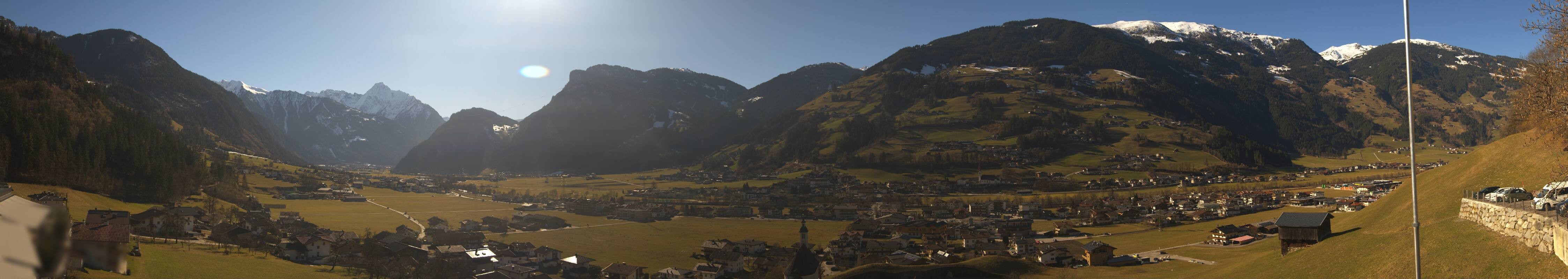 Archiv Foto Webcam Blick von Bichl auf Mayrhofen