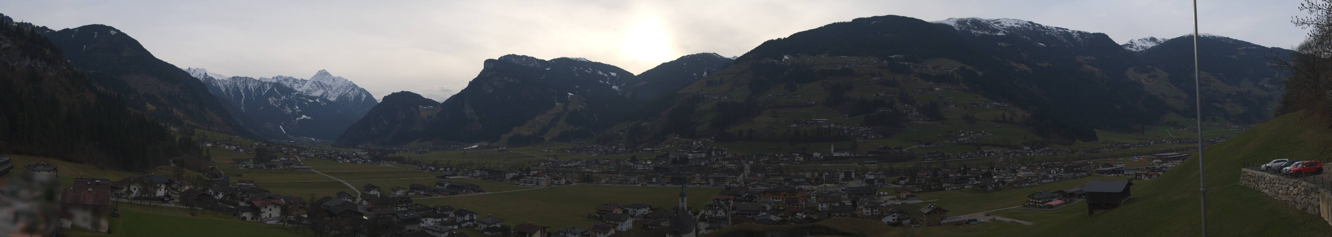 Archiv Foto Webcam Blick von Bichl auf Mayrhofen