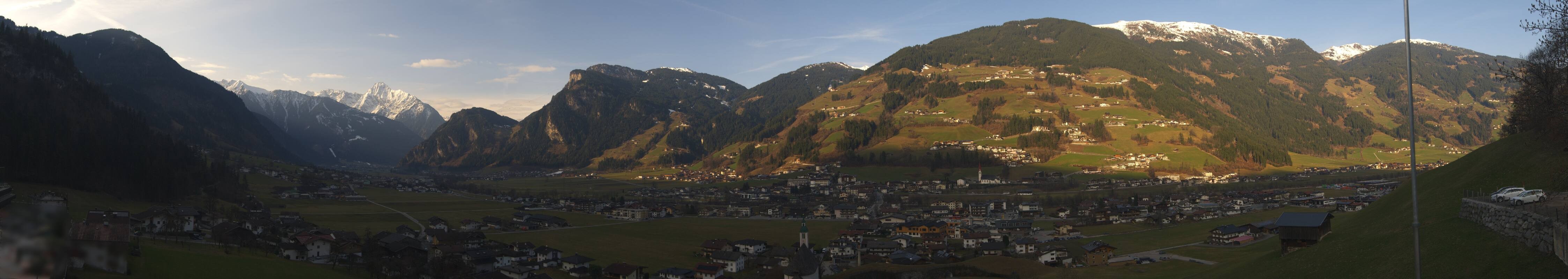 Archiv Foto Webcam Blick von Bichl auf Mayrhofen
