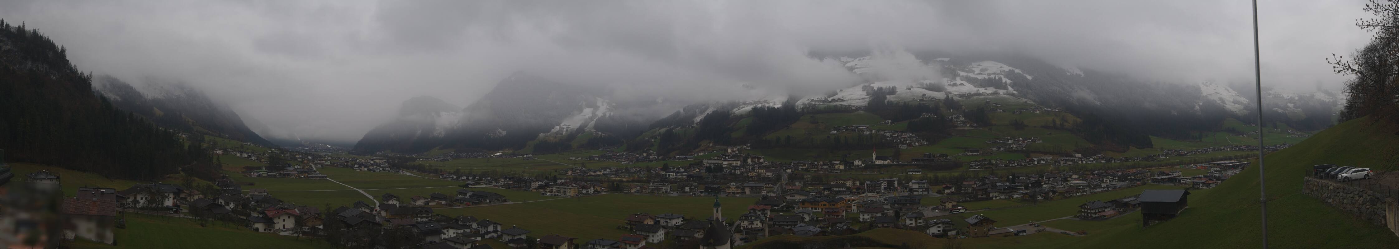 Archiv Foto Webcam Blick von Bichl auf Mayrhofen