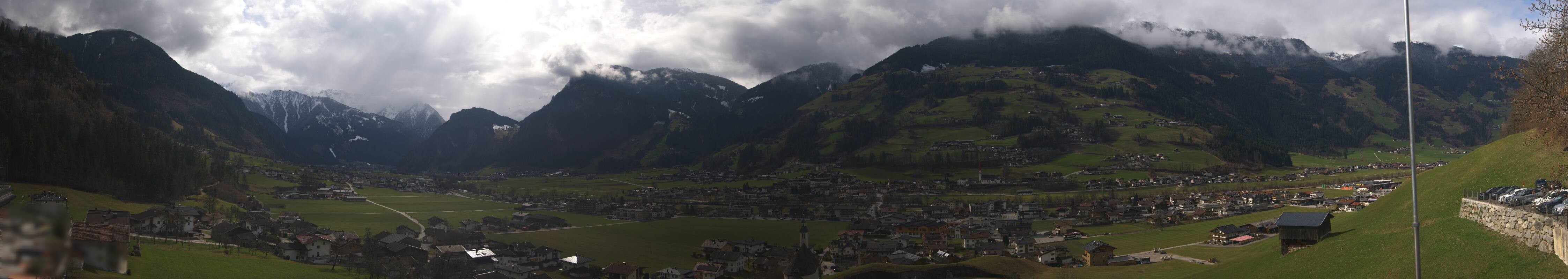 Archiv Foto Webcam Blick von Bichl auf Mayrhofen