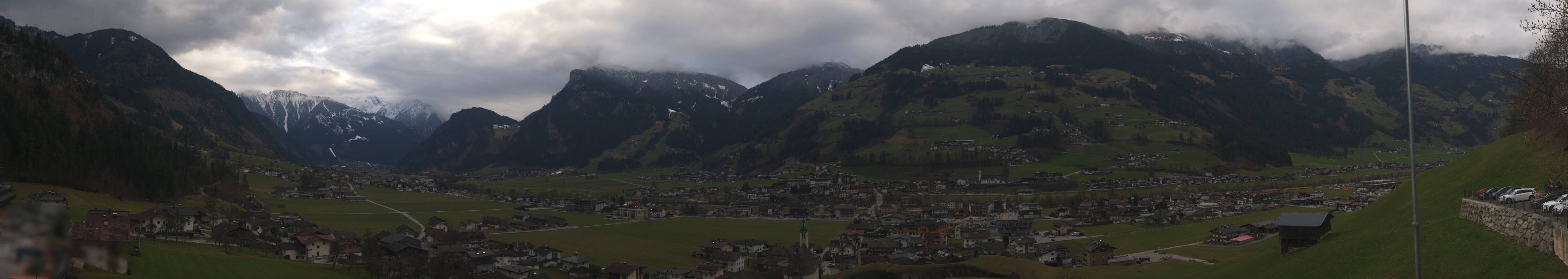 Archiv Foto Webcam Blick von Bichl auf Mayrhofen