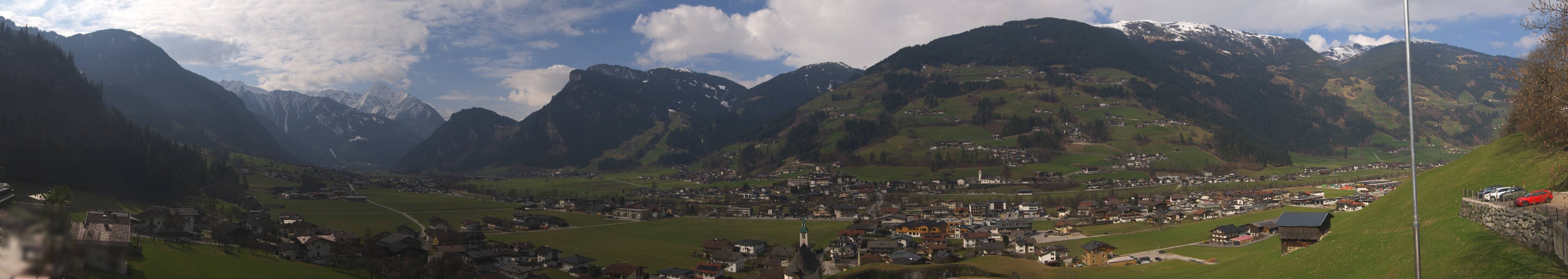 Archiv Foto Webcam Blick von Bichl auf Mayrhofen