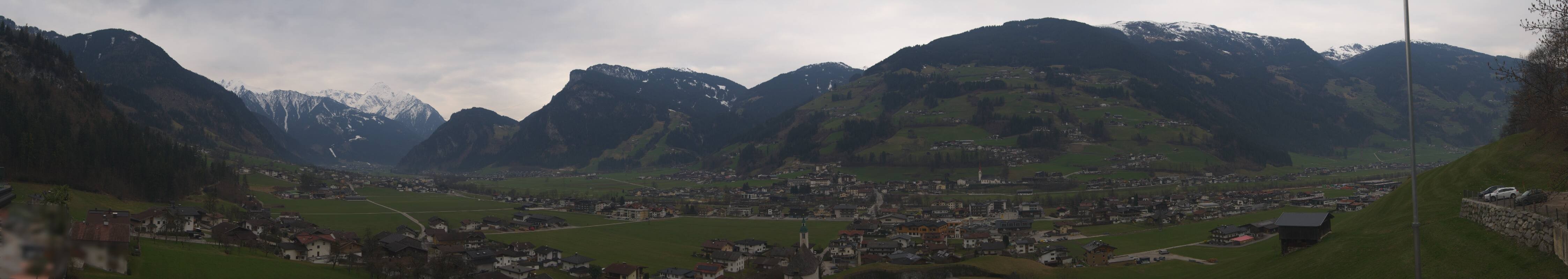 Archiv Foto Webcam Blick von Bichl auf Mayrhofen