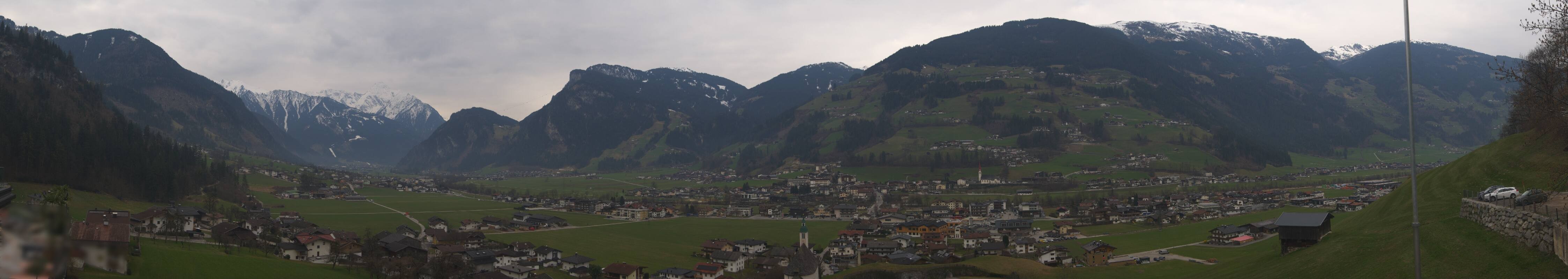 Archiv Foto Webcam Blick von Bichl auf Mayrhofen