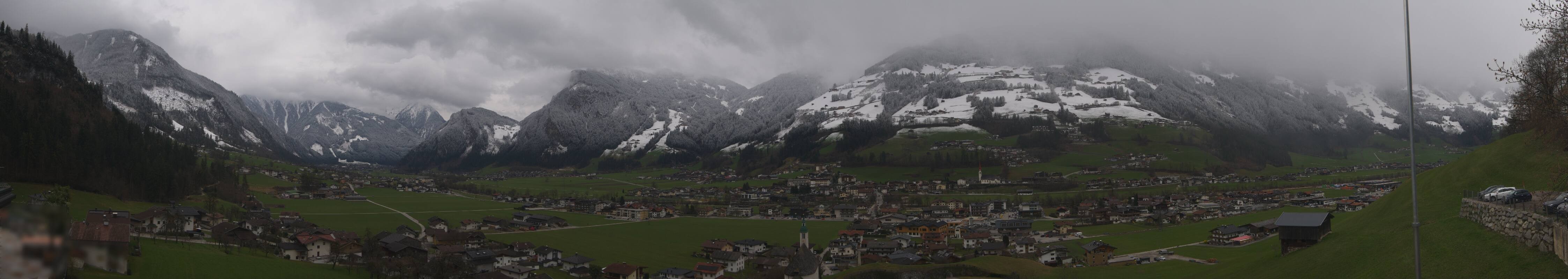 Archiv Foto Webcam Blick von Bichl auf Mayrhofen
