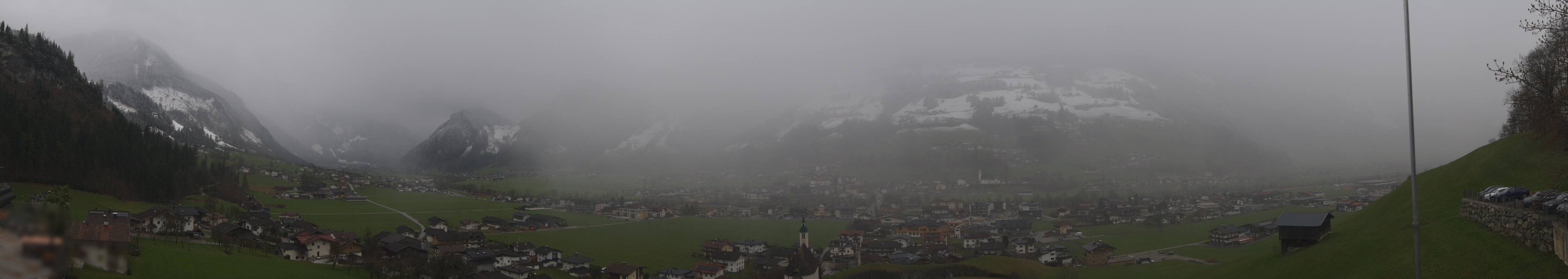 Archiv Foto Webcam Blick von Bichl auf Mayrhofen