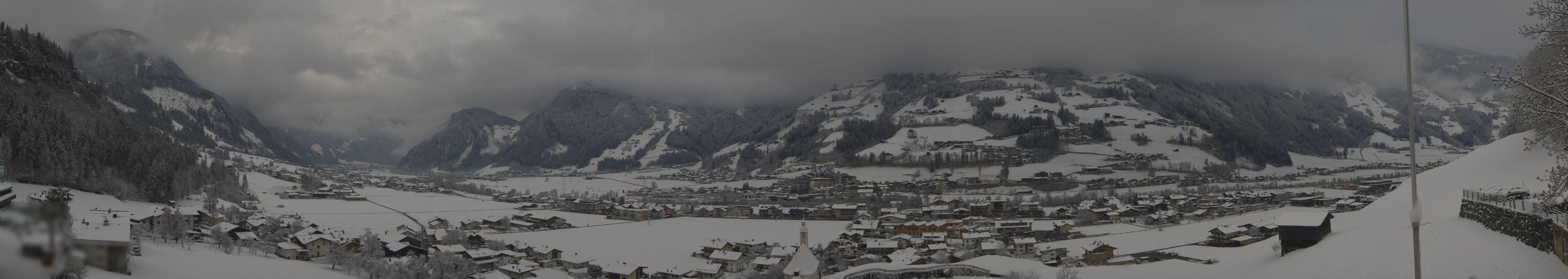 Archiv Foto Webcam Blick von Bichl auf Mayrhofen