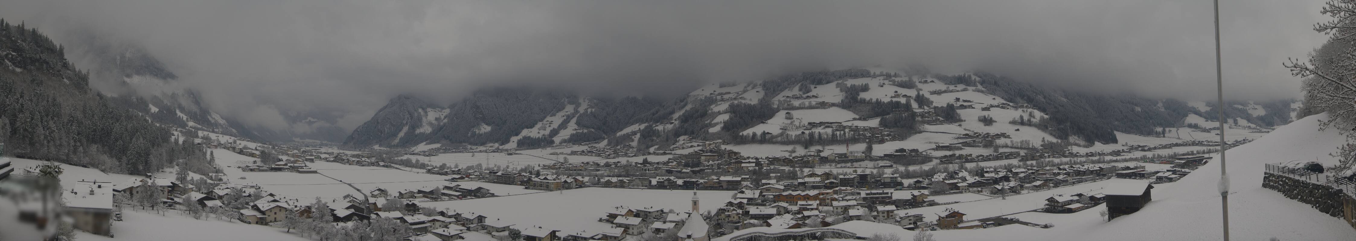 Archiv Foto Webcam Blick von Bichl auf Mayrhofen