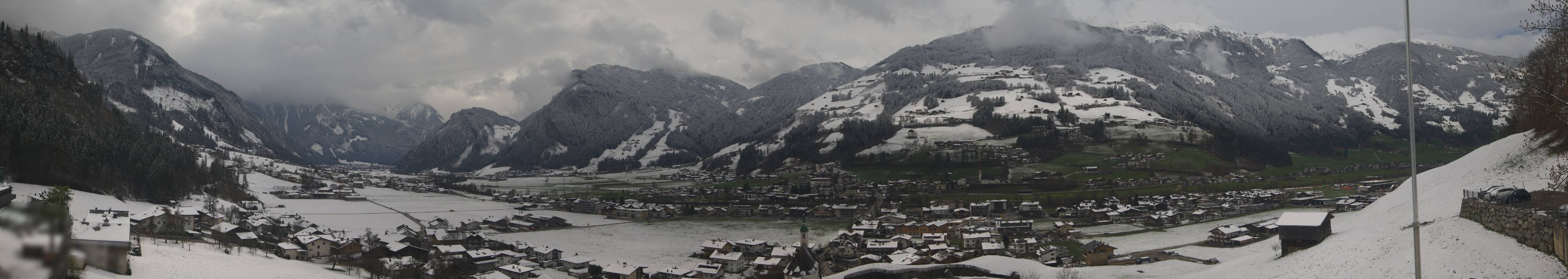 Archiv Foto Webcam Blick von Bichl auf Mayrhofen