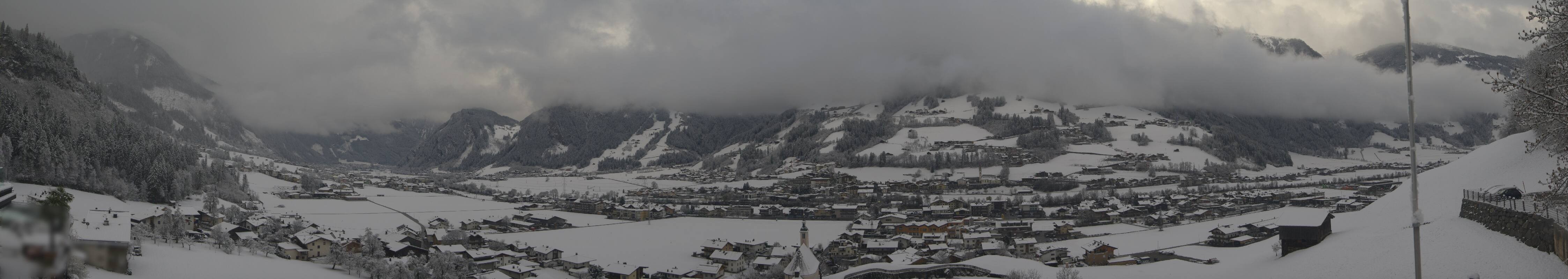 Archiv Foto Webcam Blick von Bichl auf Mayrhofen