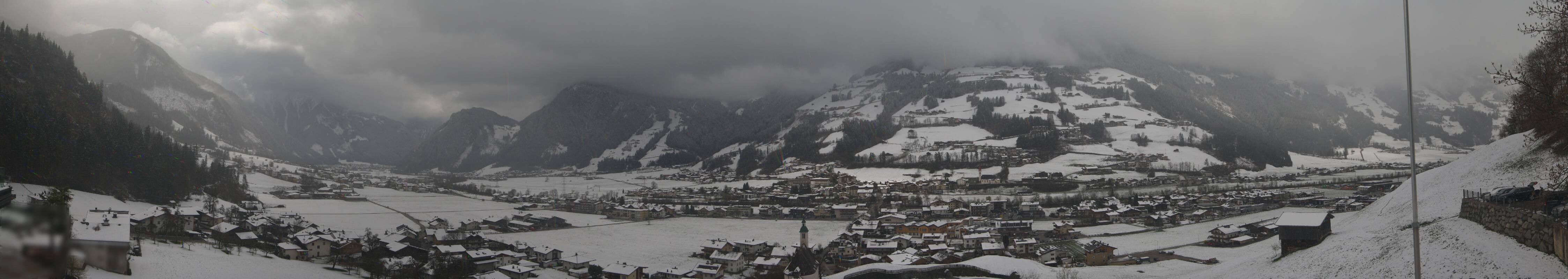 Archiv Foto Webcam Blick von Bichl auf Mayrhofen