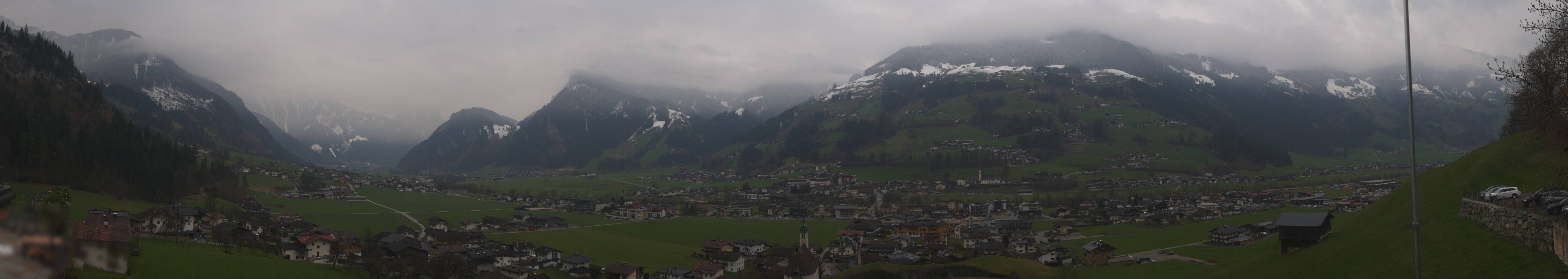 Archiv Foto Webcam Blick von Bichl auf Mayrhofen