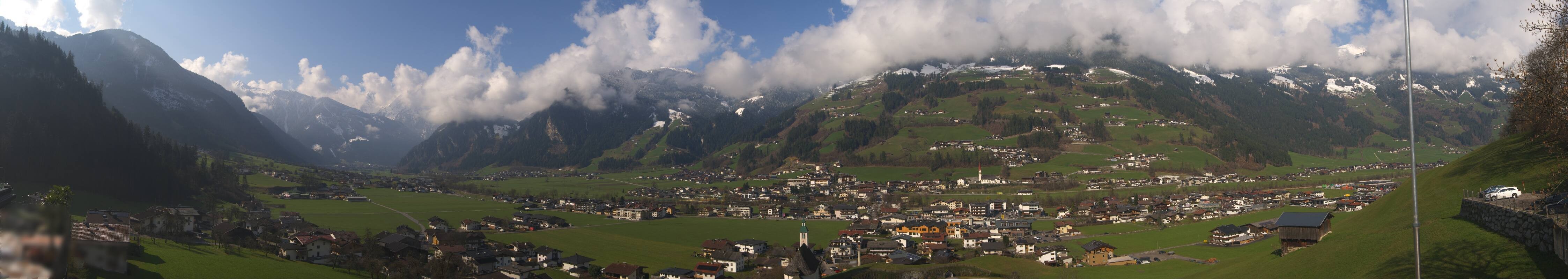 Archiv Foto Webcam Blick von Bichl auf Mayrhofen