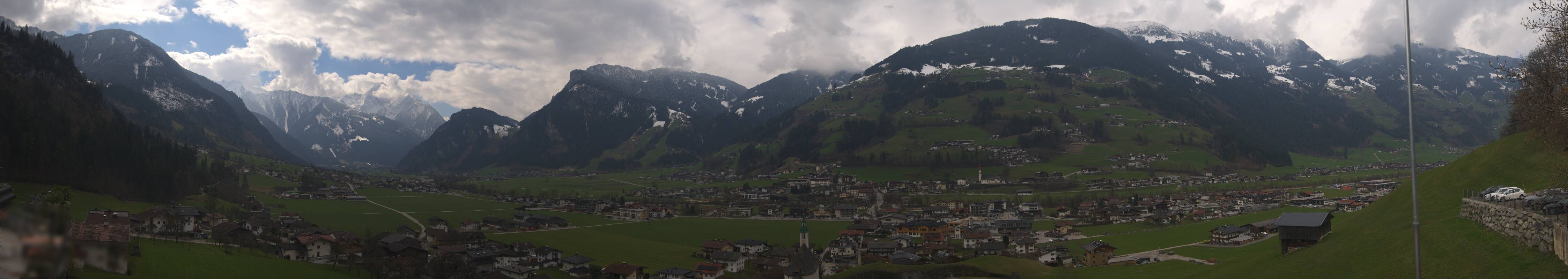 Archiv Foto Webcam Blick von Bichl auf Mayrhofen