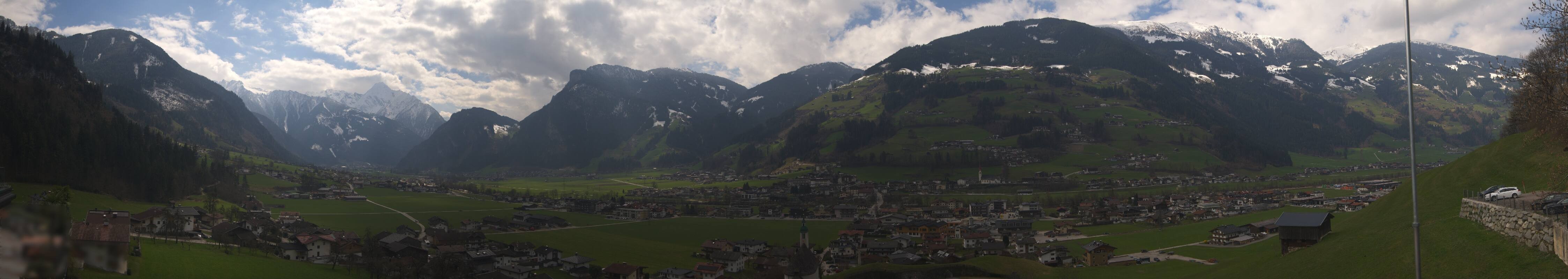 Archiv Foto Webcam Blick von Bichl auf Mayrhofen