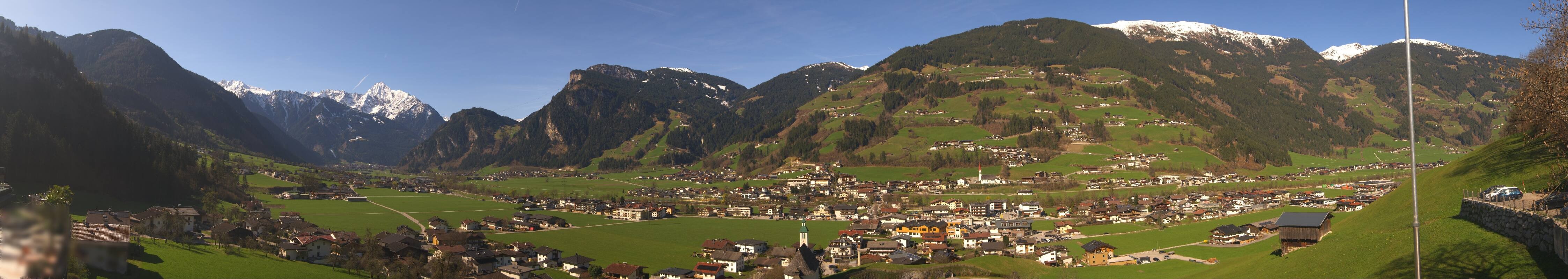 Archiv Foto Webcam Blick von Bichl auf Mayrhofen