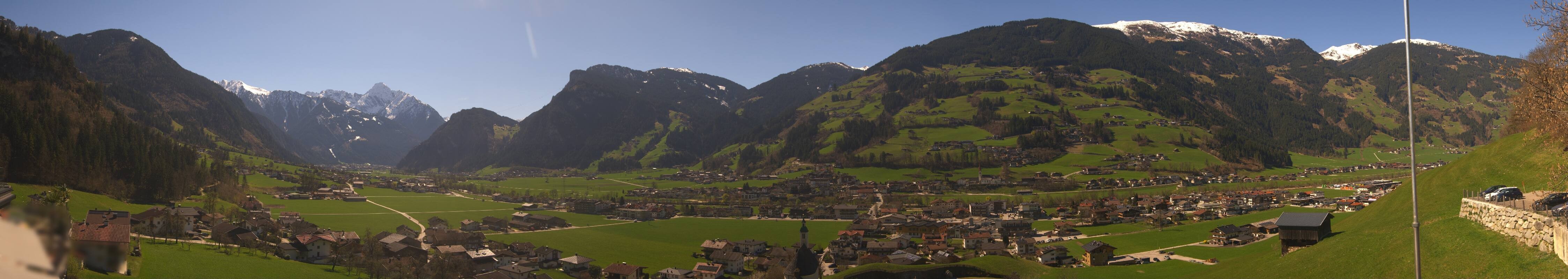 Archiv Foto Webcam Blick von Bichl auf Mayrhofen