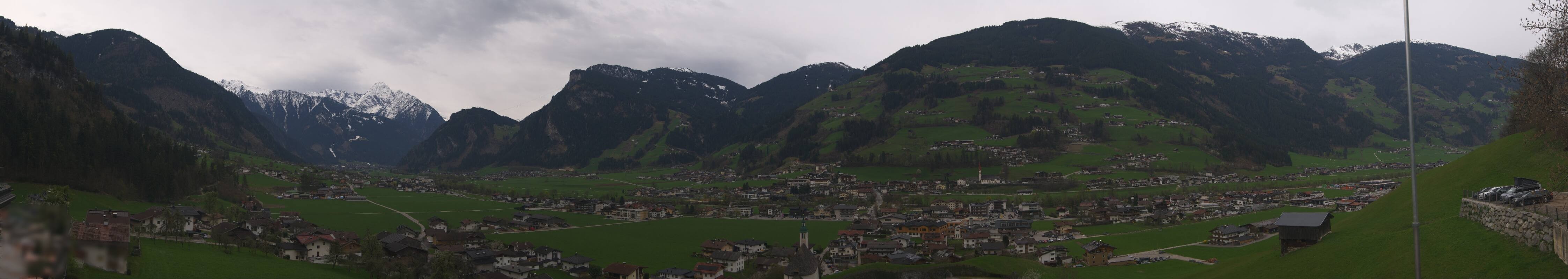 Archiv Foto Webcam Blick von Bichl auf Mayrhofen