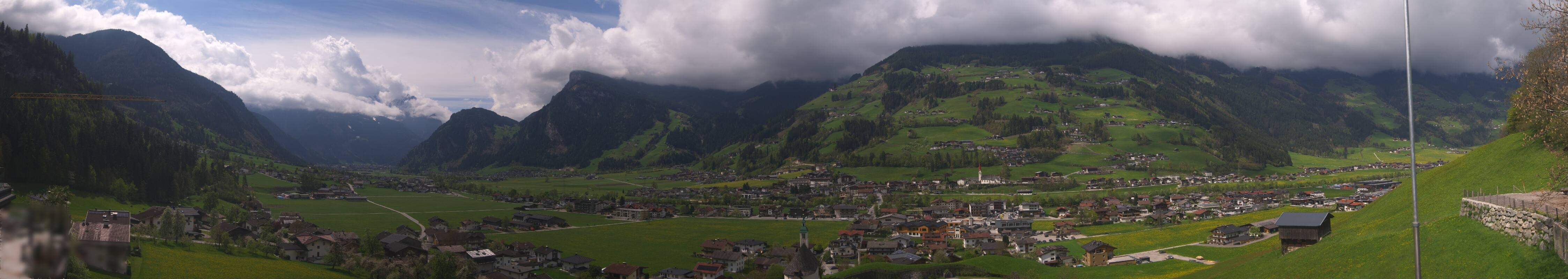 Archiv Foto Webcam Blick von Bichl auf Mayrhofen