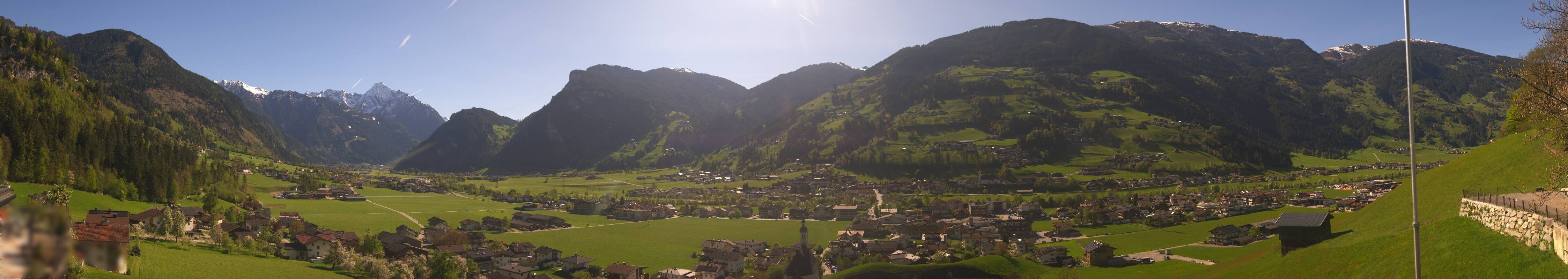 Archiv Foto Webcam Blick von Bichl auf Mayrhofen
